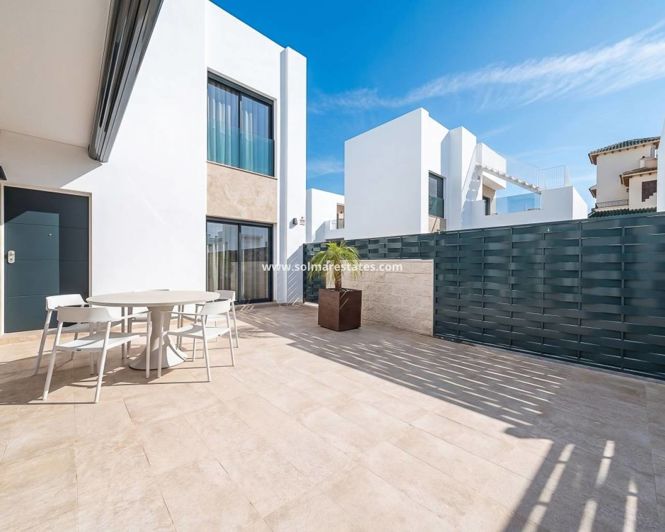Image No.19-3 Bed Villa for sale
