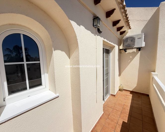 Image No.21-2 Bed Townhouse for sale