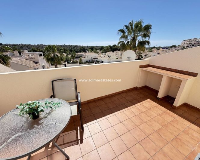 Image No.28-2 Bed Townhouse for sale