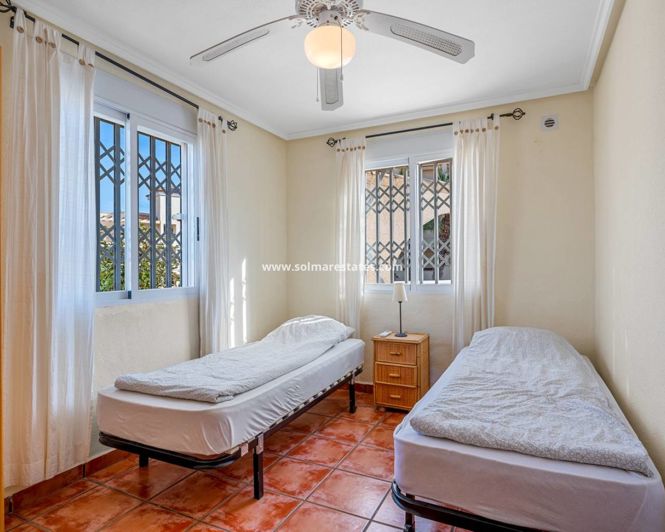 Image No.20-4 Bed Villa for sale