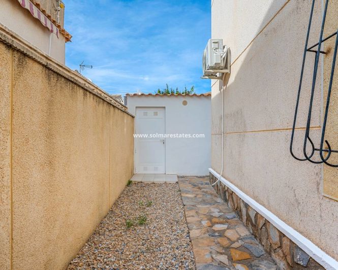 Image No.28-4 Bed Villa for sale