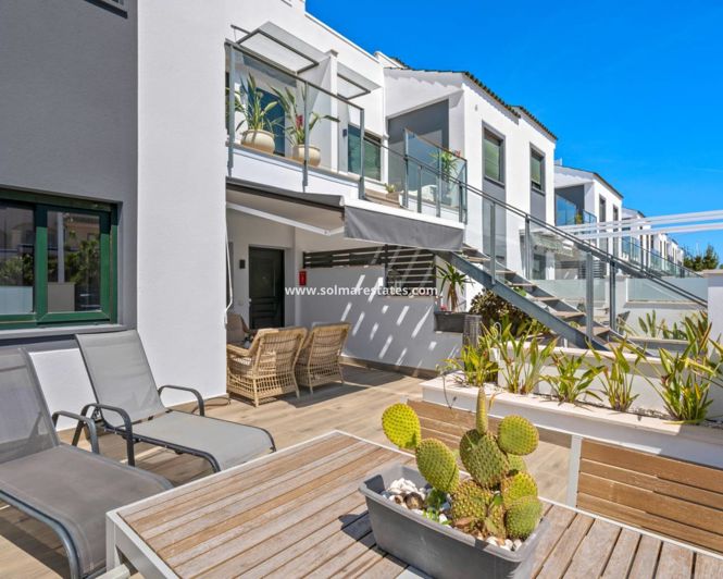 Image No.20-2 Bed Apartment for sale