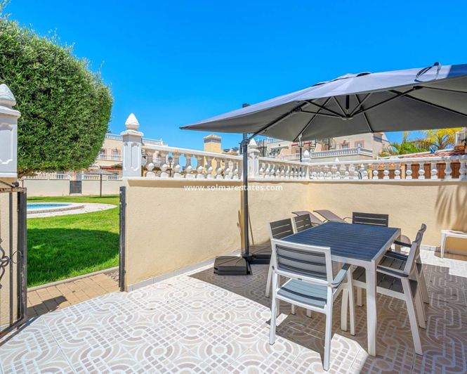 Image No.17-3 Bed House for sale