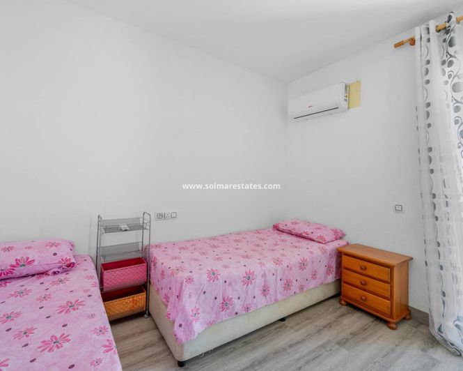 Image No.28-3 Bed House for sale