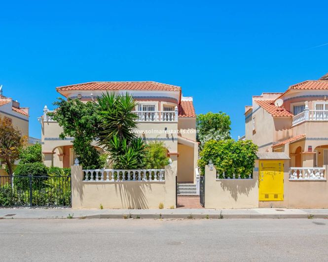Image No.3-3 Bed House for sale