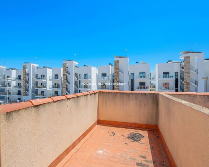 Image No.32-3 Bed House for sale