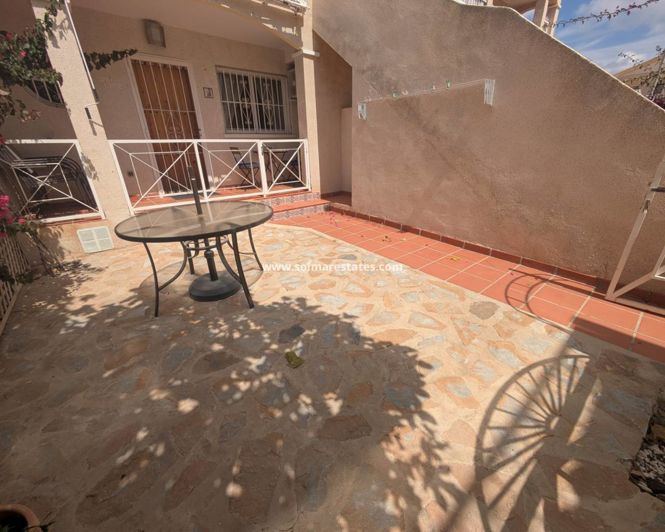 Image No.2-Appartement de 2 chambres à vendre à Playa Flamenca