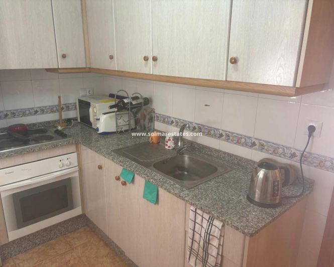 Image No.8-2 Bed Townhouse for sale