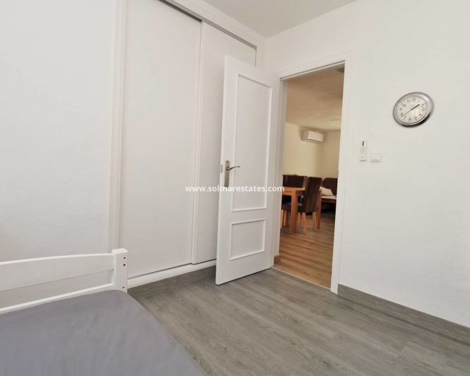 Image No.14-3 Bed House for sale