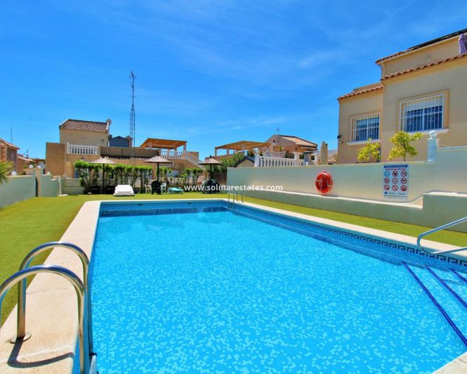 Image No.25-3 Bed House for sale
