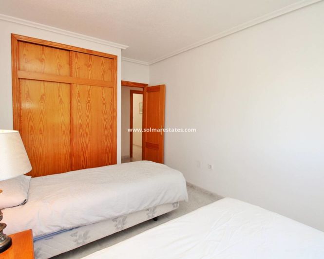 Image No.19-3 Bed Apartment for sale