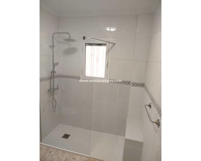 Image No.17-2 Bed Apartment for sale
