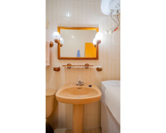 Image No.22-2 Bed Apartment for sale