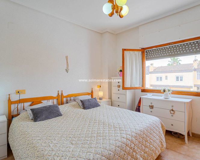 Image No.23-2 Bed Apartment for sale