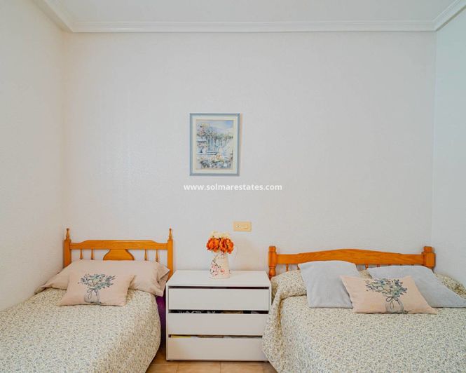 Image No.28-2 Bed Apartment for sale