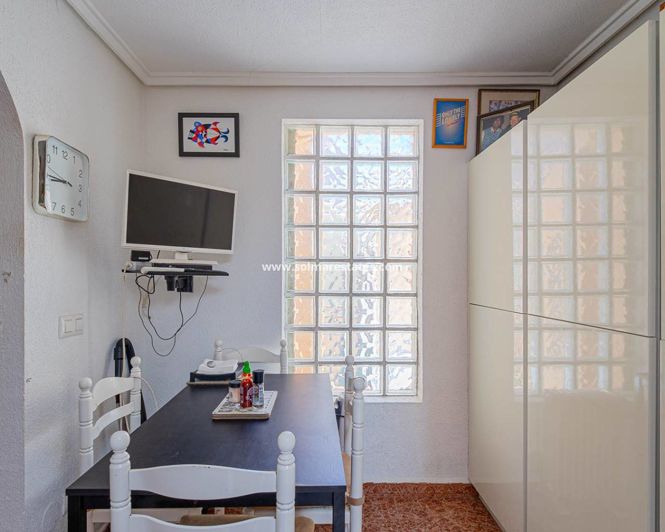 Image No.20-2 Bed Villa for sale