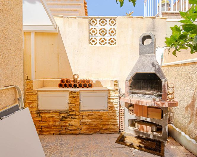 Image No.4-2 Bed Villa for sale