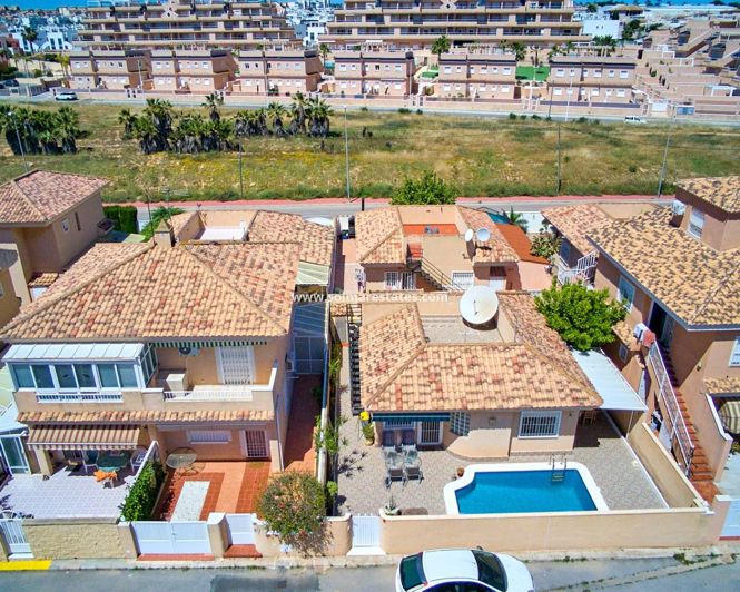 Image No.41-2 Bed Villa for sale