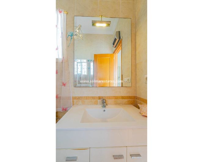 Image No.46-3 Bed Quad for sale