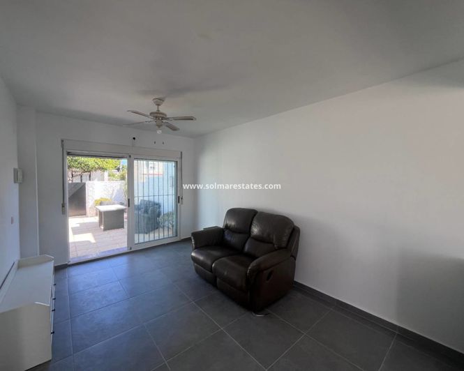 Image No.15-2 Bed Bungalow for sale
