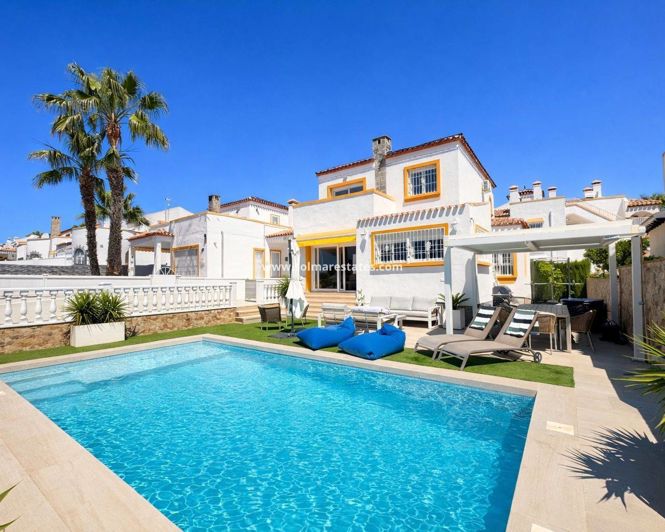 Image No.19-3 Bed Villa for sale