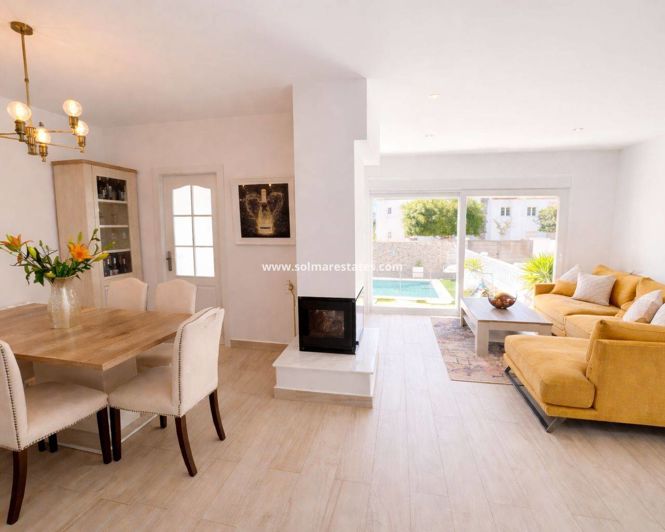 Image No.4-3 Bed Villa for sale