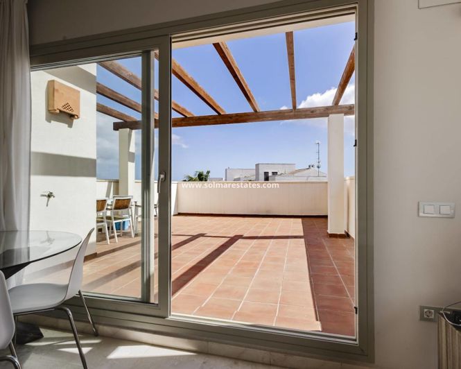 Image No.25-2 Bed Apartment for sale