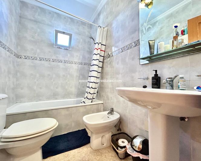 Image No.12-2 Bed Apartment for sale