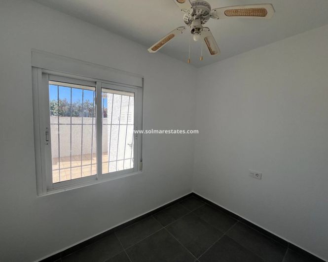 Image No.6-2 Bed Bungalow for sale