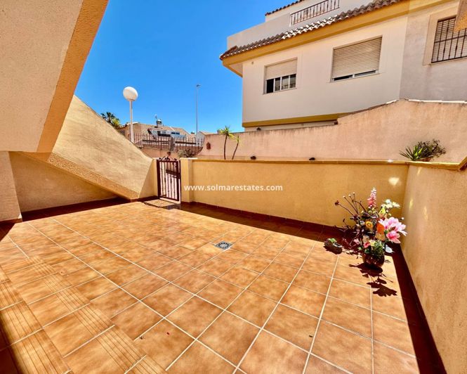 Image No.23-2 Bed Apartment for sale