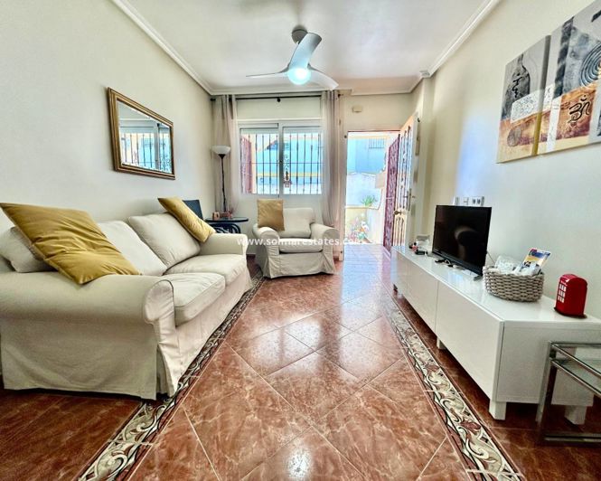 Image No.4-2 Bed Apartment for sale