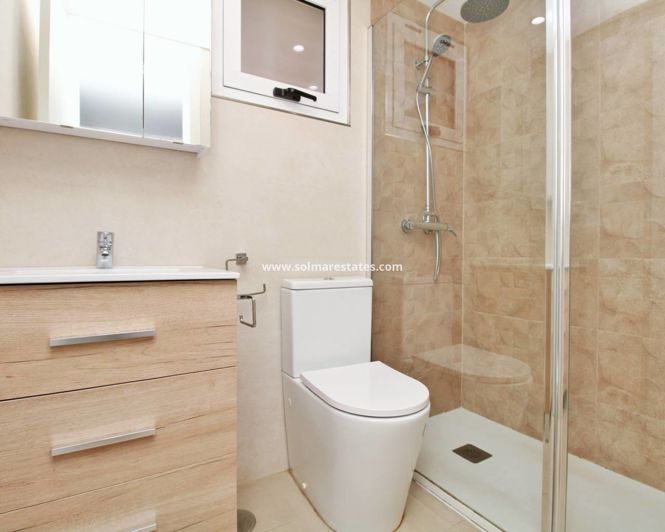 Image No.17-3 Bed Apartment for sale