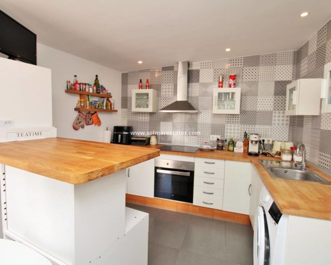 Image No.10-2 Bed Bungalow for sale