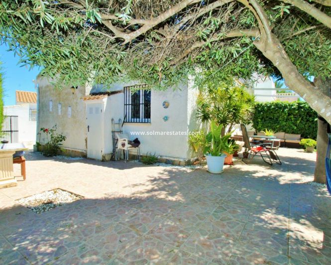 Image No.16-2 Bed Bungalow for sale