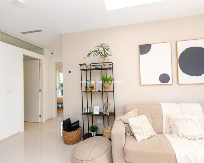 Image No.26-2 Bed Apartment for sale