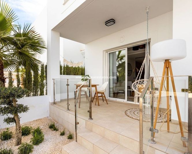 Image No.28-2 Bed Apartment for sale
