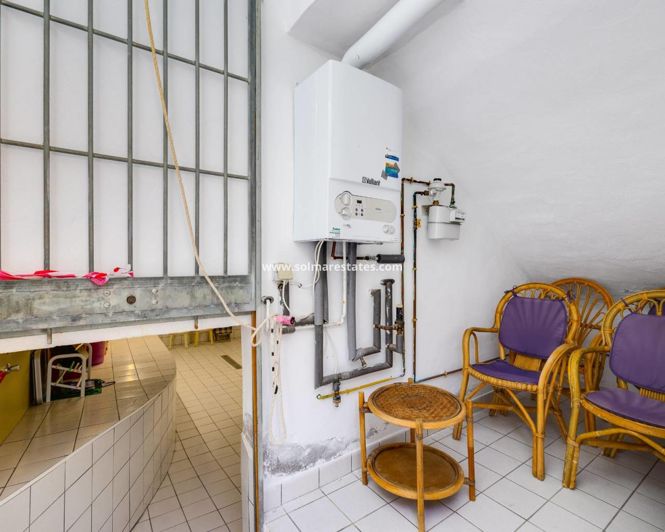 Image No.36-2 Bed Quad for sale