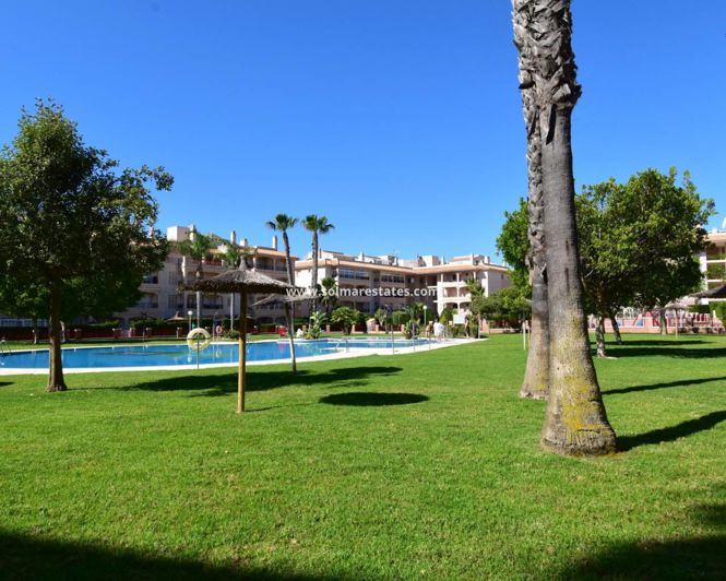 Image No.25-3 Bed Apartment for sale