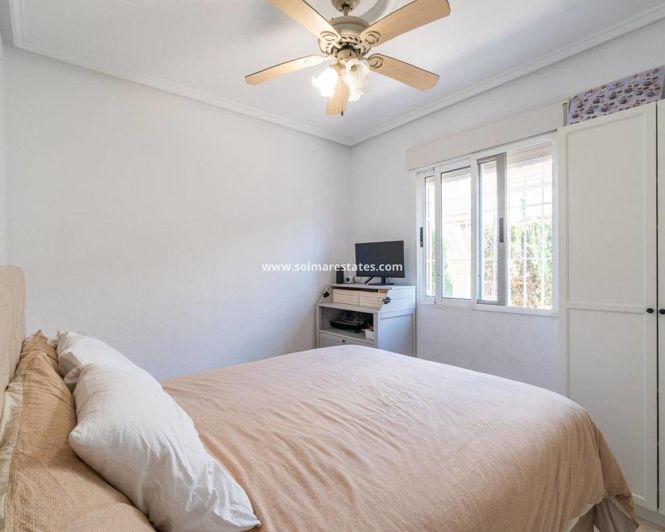 Image No.20-3 Bed House for sale