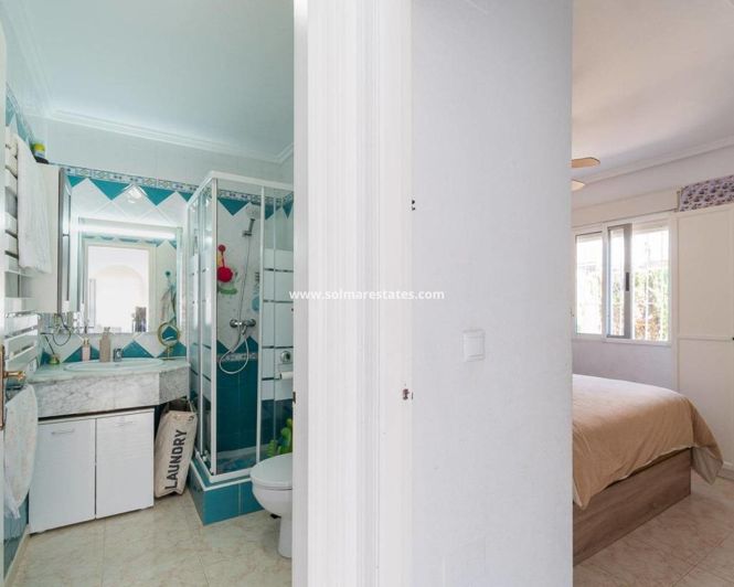 Image No.23-3 Bed House for sale