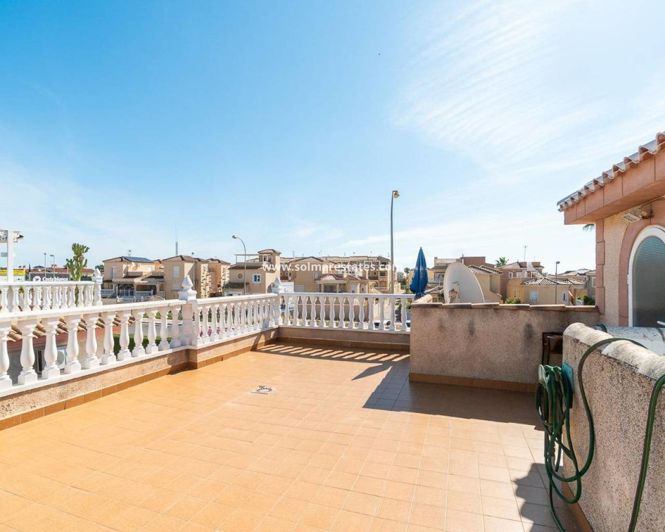 Image No.26-3 Bed House for sale