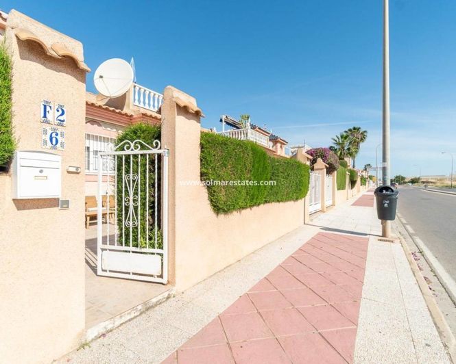 Image No.6-3 Bed House for sale