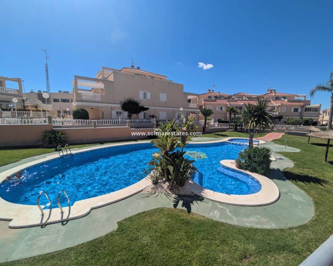 Image No.36-3 Bed Apartment for sale