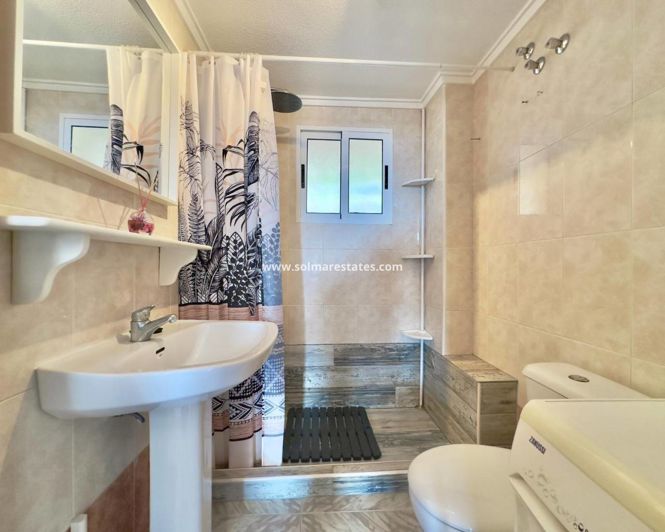 Image No.26-2 Bed Apartment for sale