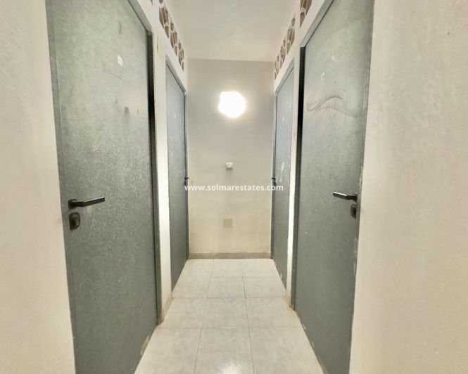 Image No.32-2 Bed Apartment for sale
