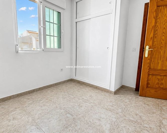 Image No.17-Quad de 2 chambres à vendre à Orihuela Costa