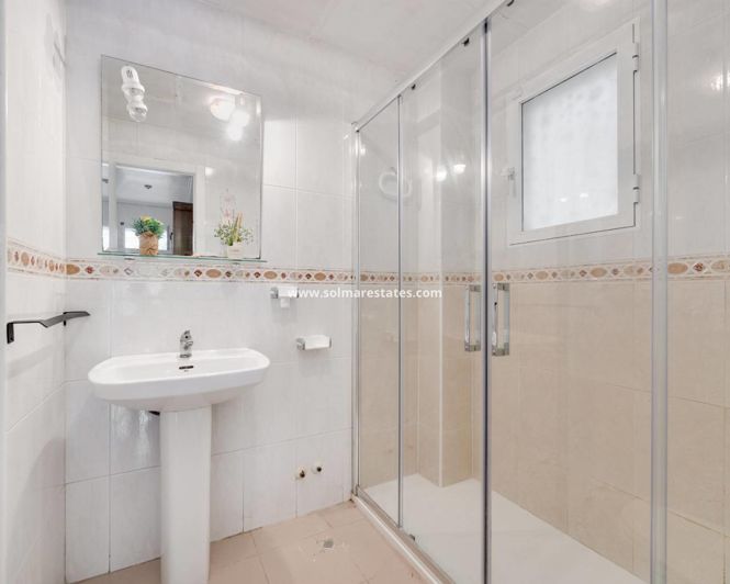 Image No.19-2 Bed Apartment for sale
