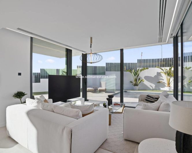 Image No.6-3 Bed Villa for sale