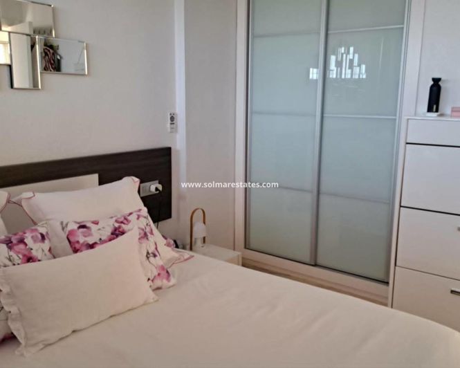 Image No.17-1 Bed Apartment for sale