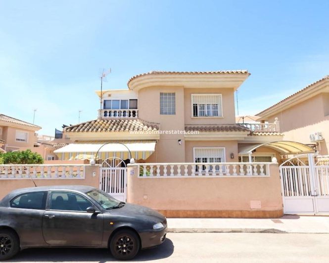 Image No.22-3 Bed Villa for sale